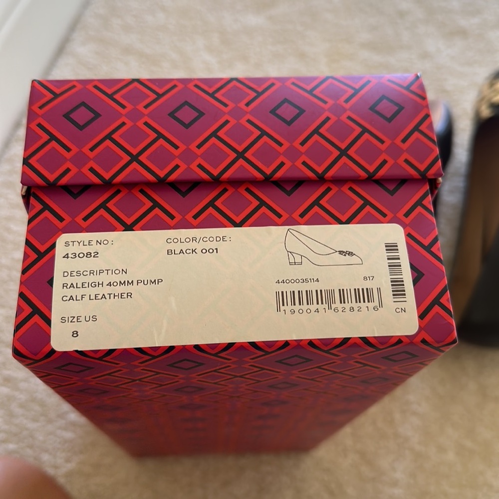 Tory Burch Raleigh Pumps - Picture 6 of 7